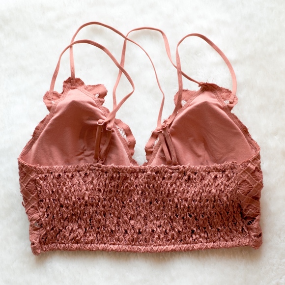 Queen's Lace Padded Bralette - Picture 2 of 2